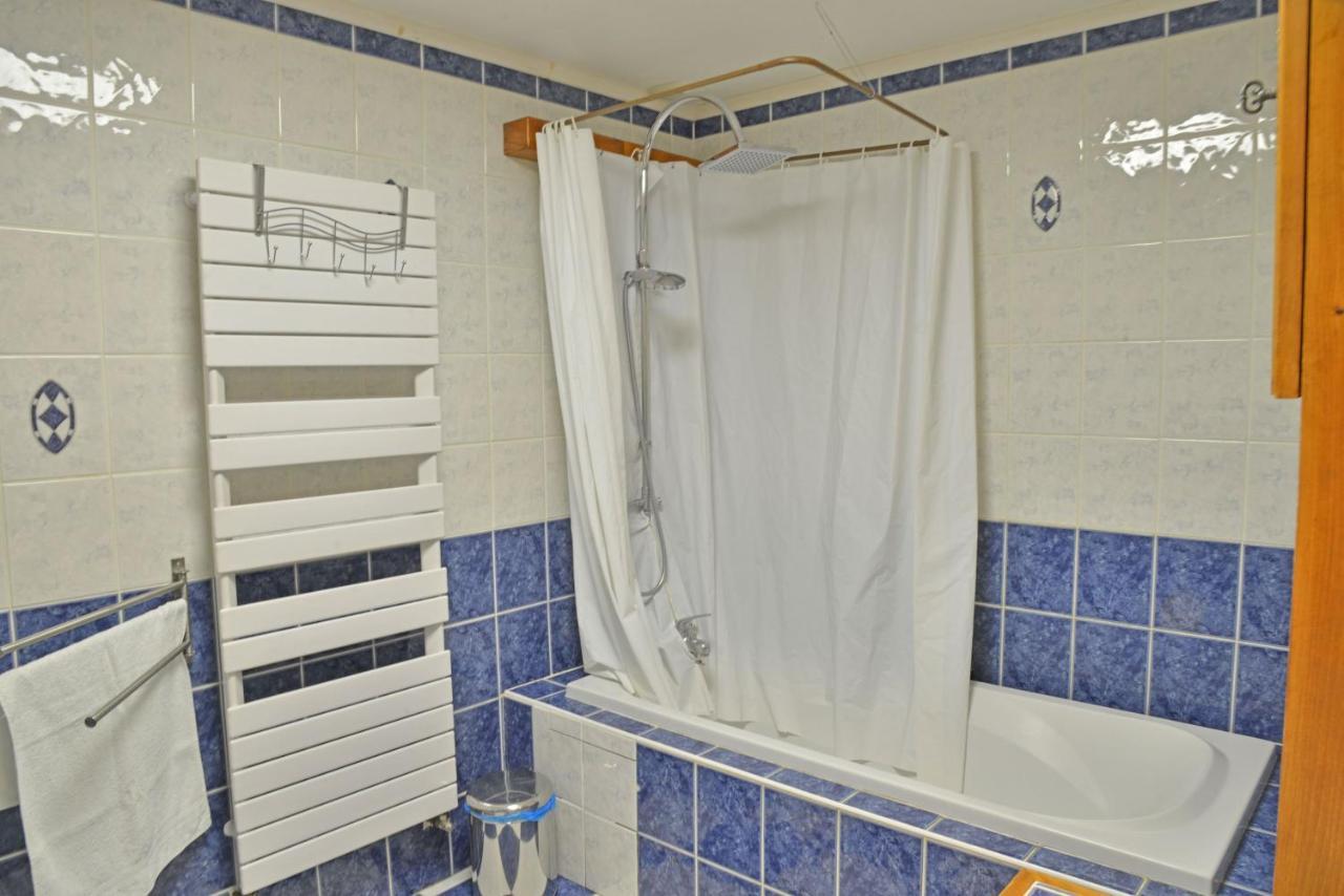 Appartement Dans Chalet 5 Chambres 130 M2 Centre Village モントリオン エクステリア 写真